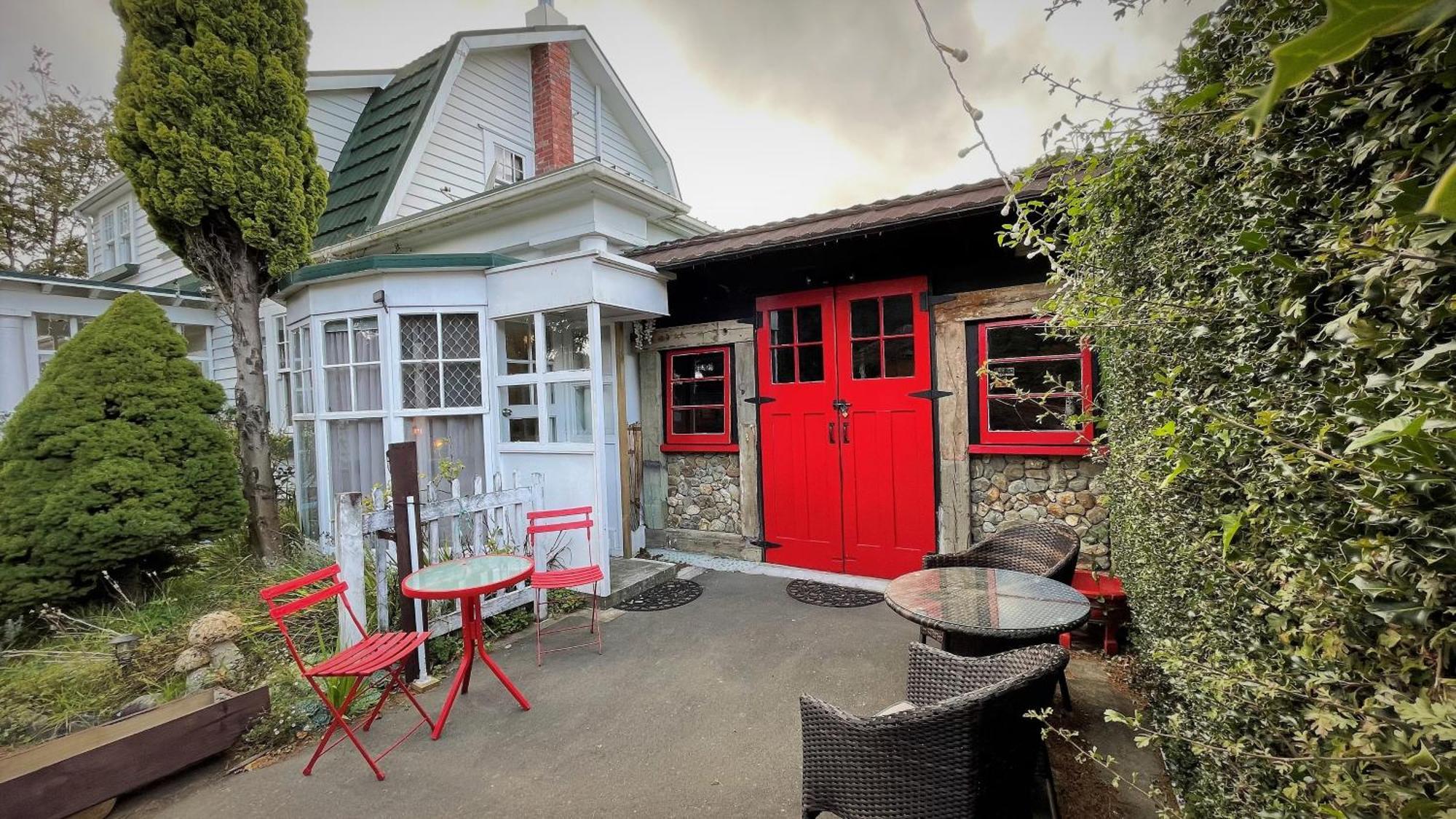 Enchanted Escape Picton Exterior foto